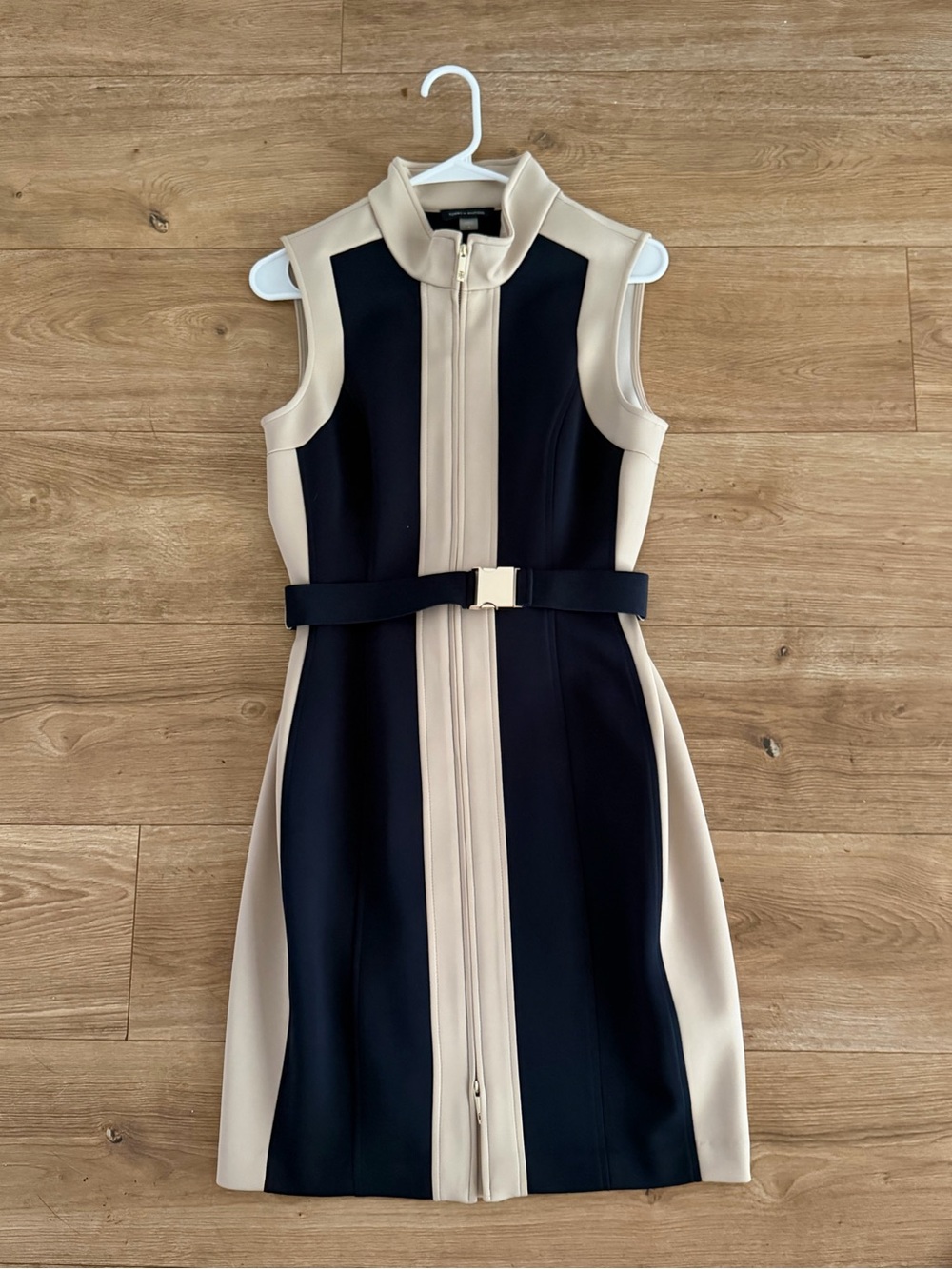 Tommy Hilfiger Sleeveless Two-Tone Zip-Front Dress with Belt - Beige & Black